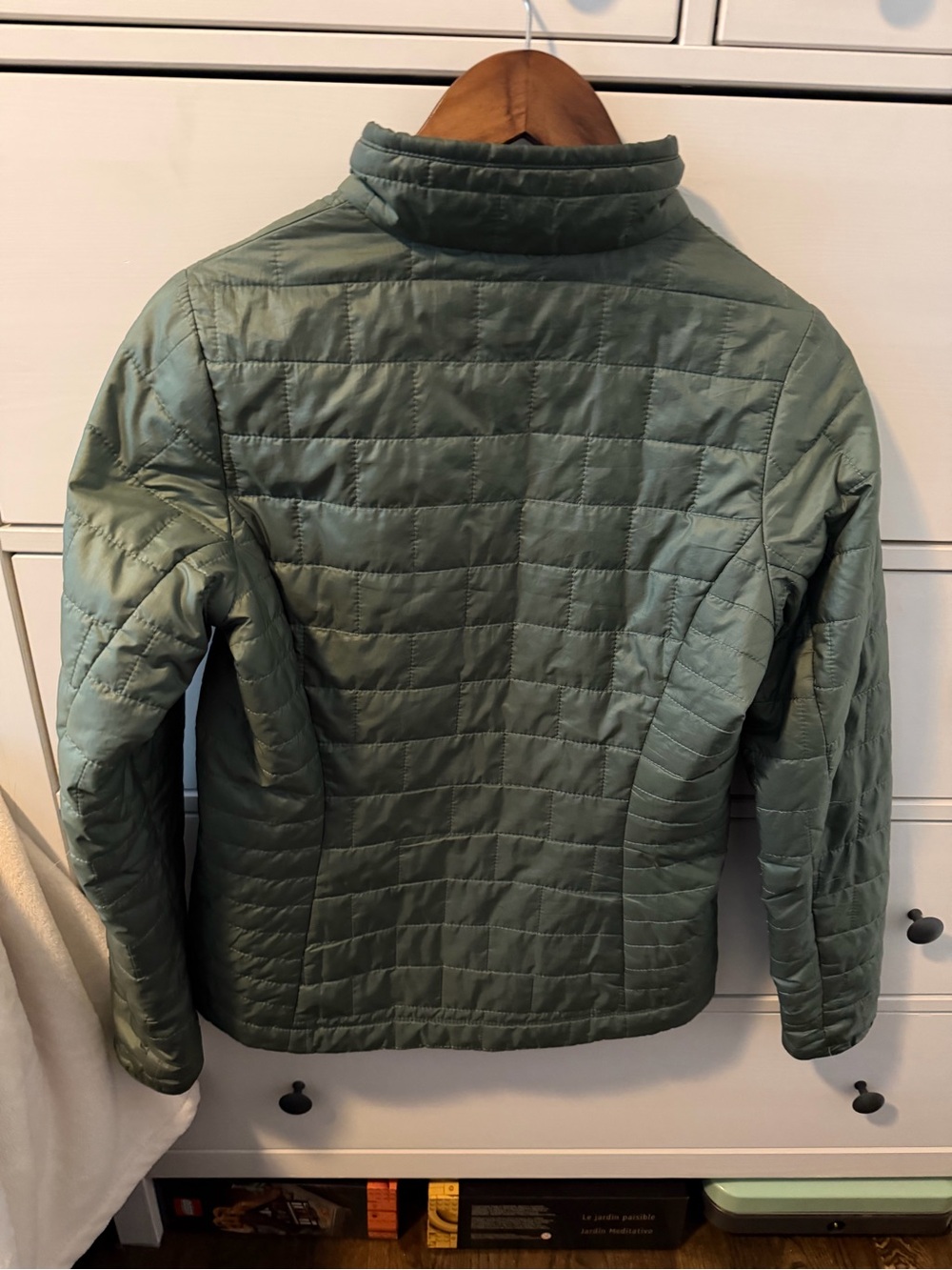 Patagonia Women’s Nano Puff Jacket - Old Growth Green - Picture 4 of 8